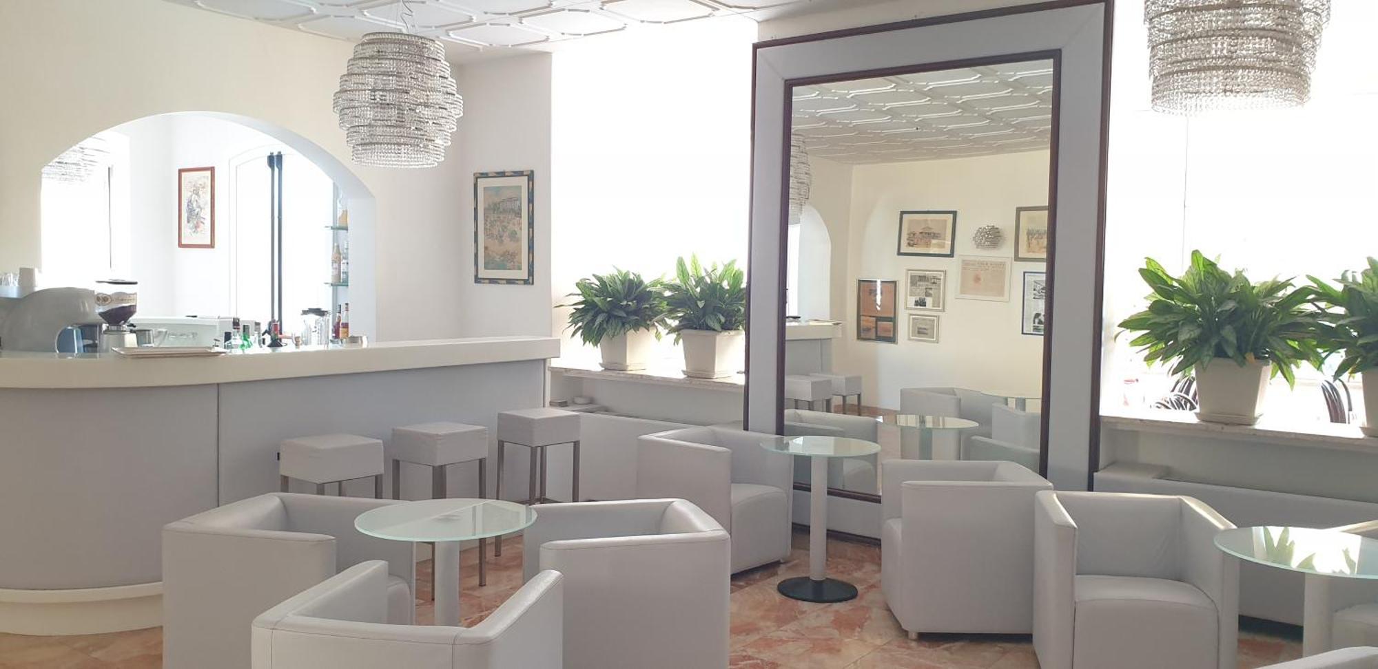 Grande Albergo Marin ลินญาโน ซับเบียโดโร ภายนอก รูปภาพ
