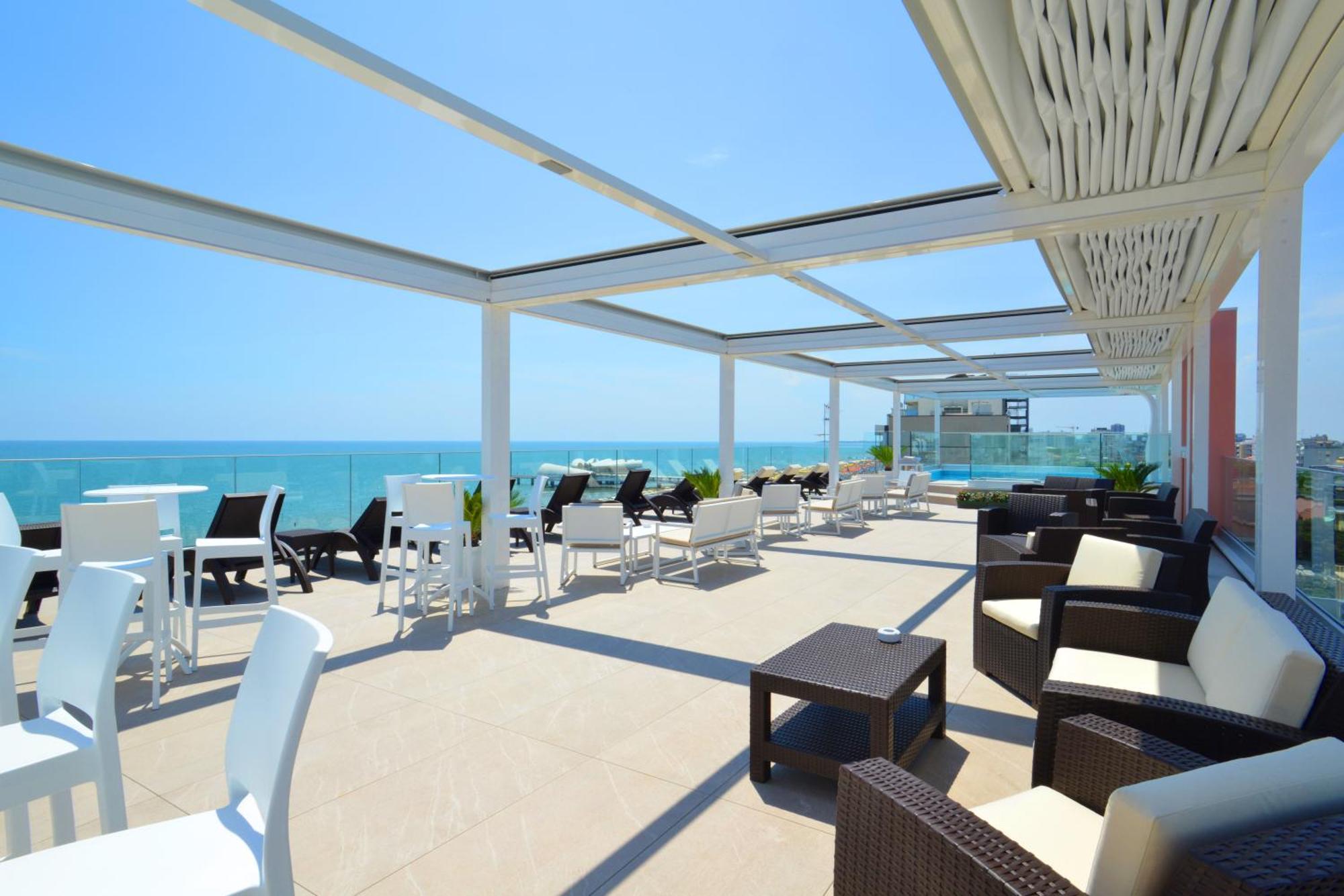 Grande Albergo Marin ลินญาโน ซับเบียโดโร ภายนอก รูปภาพ