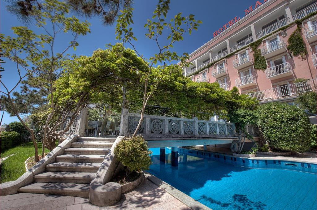 Grande Albergo Marin ลินญาโน ซับเบียโดโร ภายนอก รูปภาพ