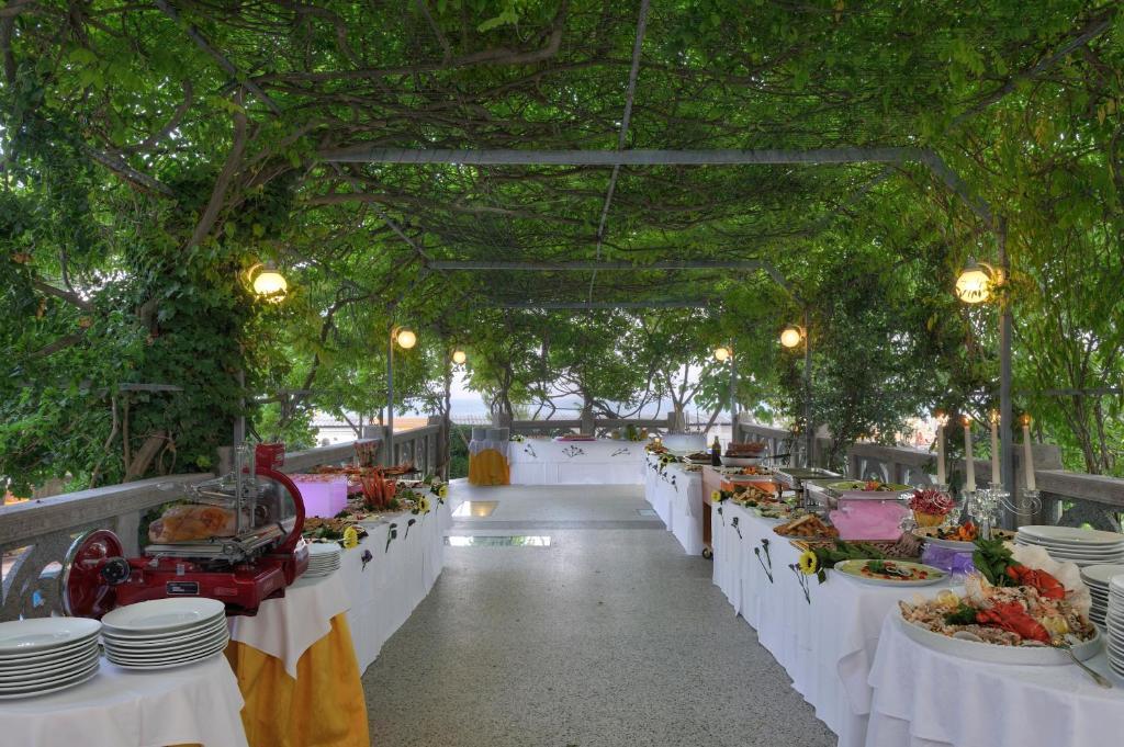 Grande Albergo Marin ลินญาโน ซับเบียโดโร ภายนอก รูปภาพ