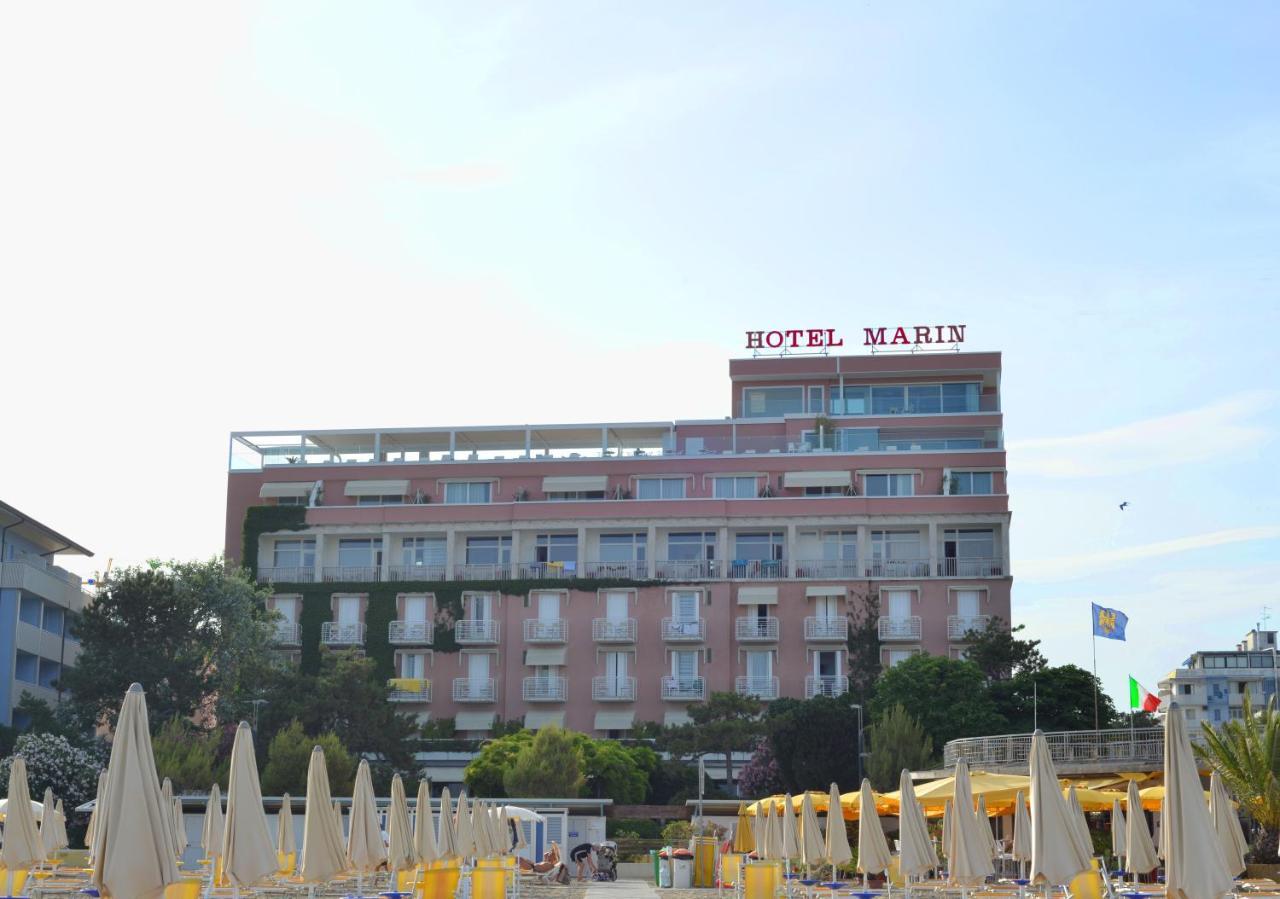 Grande Albergo Marin ลินญาโน ซับเบียโดโร ภายนอก รูปภาพ